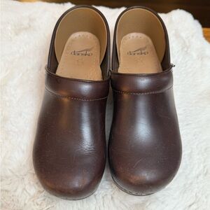 Dansko Professional Brown clogs size 40